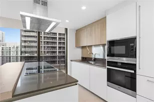 1000 Brickell Plaza, Miami, FL 33131 - Photo 15