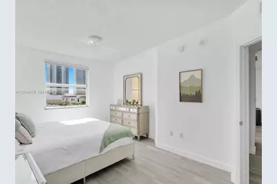 17100 N Bay Rd #1717, Sunny Isles Beach, FL 33160 - Photo 17
