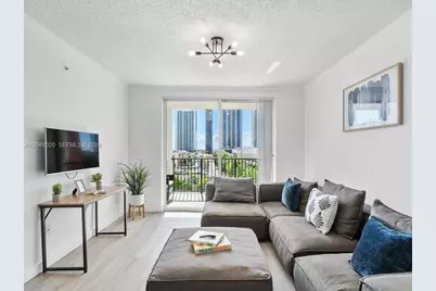 17100 N Bay Rd #1717, Sunny Isles Beach, FL 33160 - Photo 1