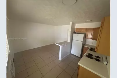 1211 NE 6th St #2, Fort Lauderdale, FL 33304 - Photo 1