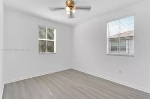 8165 NW 108th Ave, Doral, FL 33178 - Photo 17