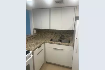 10395 N Kendall Dr #V4, Miami, FL 33176 - Photo 5