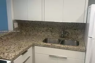 10395 N Kendall Dr, Miami, FL 33176 - Photo 5