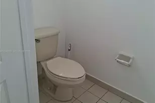 1044 NE 30th Ave, Homestead, FL 33033 - Photo 15