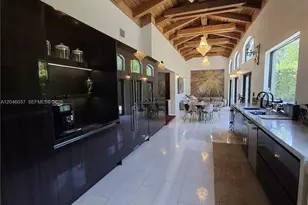 6350 Pine Tree Dr, Miami Beach, FL 33141 - Photo 13