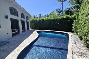 6350 Pine Tree Dr, Miami Beach, FL 33141 - Photo 9