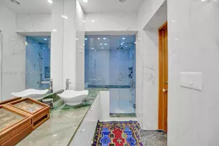 6350 Pine Tree Dr, Miami Beach, FL 33141 - Photo 7