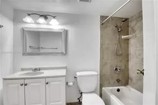 10387 N Kendall Dr, Miami, FL 33176 - Photo 9