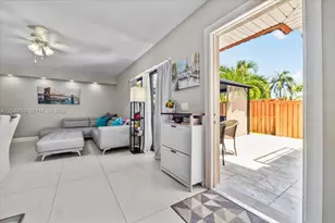 2891 SW 11th Pl, Deerfield Beach, FL 33442 - Photo 15