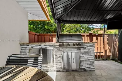2891 SW 11th Pl, Deerfield Beach, FL 33442 - Photo 3