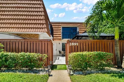 2891 SW 11th Pl, Deerfield Beach, FL 33442 - Photo 7