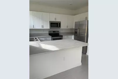 21447 NE 2nd Pl, Miami, FL 33179 - Photo 11