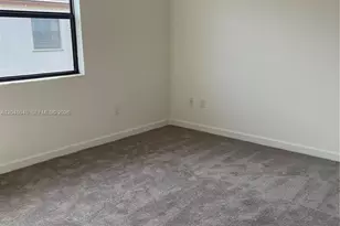 21447 NE 2nd Pl, Miami, FL 33179 - Photo 17