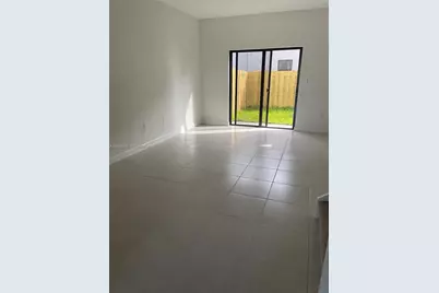 21447 NE 2nd Pl, Miami, FL 33179 - Photo 7