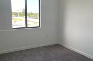 21447 NE 2nd Pl, Miami, FL 33179 - Photo 23