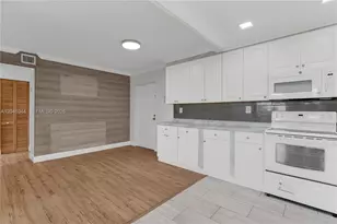 1121 SW 122nd Ave, Miami, FL 33184 - Photo 21