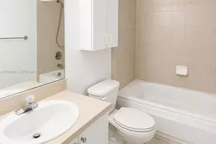 4950 Washington St, Hollywood, FL 33021 - Photo 7