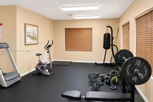 4950 Washington St, Hollywood, FL 33021 - Photo 15