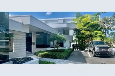 721 NE 3rd Ave, Fort Lauderdale, FL 33304 - Photo 3