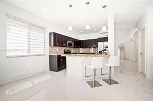 445 Conservation Dr, Weston, FL 33327 - Photo 9