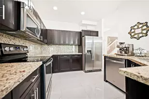 445 Conservation Dr, Weston, FL 33327 - Photo 11