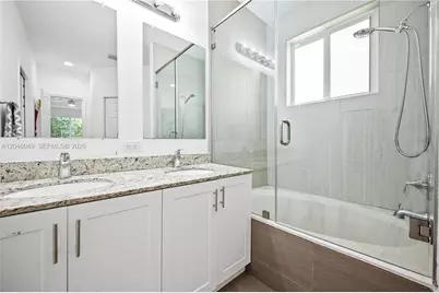 445 Conservation Dr, Weston, FL 33327 - Photo 15