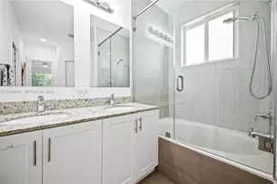 445 Conservation Dr, Weston, FL 33327 - Photo 15