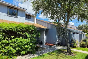 1652 N 14th Terrace, Hollywood, FL 33020 - Photo 9