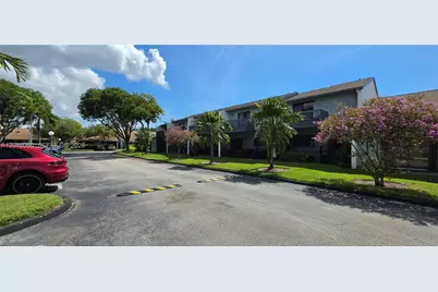 1652 N 14th Ter #1652, Hollywood, FL 33020 - Photo 3