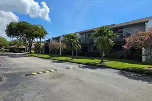 1652 N 14th Terrace, Hollywood, FL 33020 - Photo 3