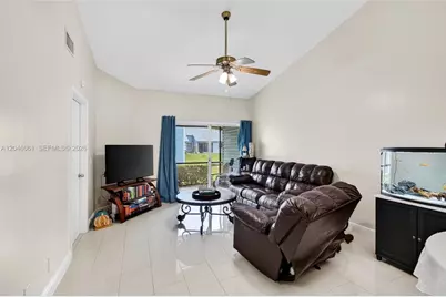 3855 Island Club Cir, Lake Worth, FL 33462 - Photo 7