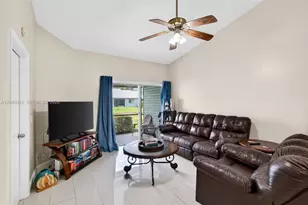 3855 Island Club Circle, Lake Worth, FL 33462 - Photo 9