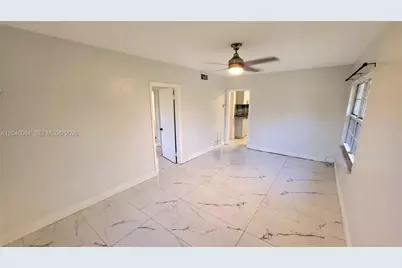 720 NE 5th St #1-1, Hallandale Beach, FL 33009 - Photo 11