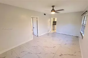 720 NE 5th St, Hallandale Beach, FL 33009 - Photo 11