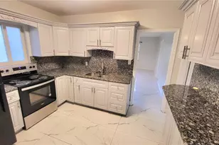 720 NE 5th St, Hallandale Beach, FL 33009 - Photo 7