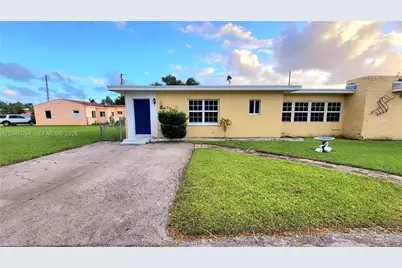 720 NE 5th St #1-1, Hallandale Beach, FL 33009 - Photo 1