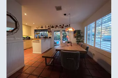 9860 SW 140th St, Miami, FL 33176 - Photo 11