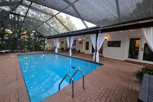 9860 SW 140th St, Miami, FL 33176 - Photo 5