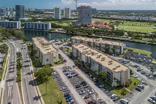 701 Three Islands Boulevard, Hallandale Beach, FL 33009 - Photo 13