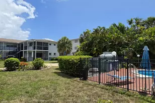 1431 S 14th Ave, Hollywood, FL 33020 - Photo 13
