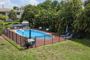 1431 S 14th Ave, Hollywood, FL 33020 - Photo 11