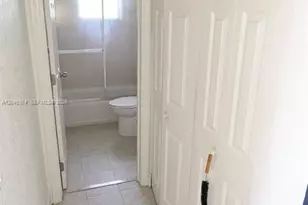 1431 S 14th Ave, Hollywood, FL 33020 - Photo 29