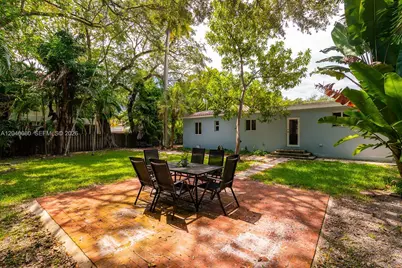 2215 Tequesta Ln, Miami, FL 33133 - Photo 3