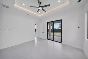 1049 Embers Pkwy W, Cape Coral, FL 33993 - Photo 19