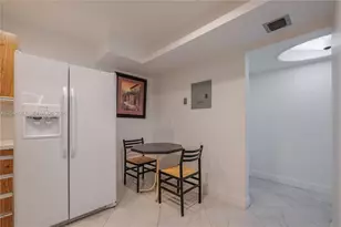 2401 S Ocean Dr, Hollywood, FL 33019 - Photo 11