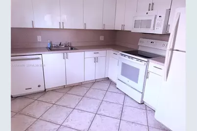 100 SW 132nd Way #101K, Pembroke Pines, FL 33027 - Photo 9