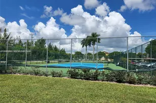 100 SW 132nd Way, Pembroke Pines, FL 33027 - Photo 21