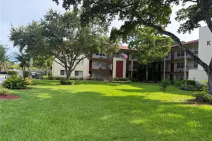 100 SW 132nd Way, Pembroke Pines, FL 33027 - Photo 25