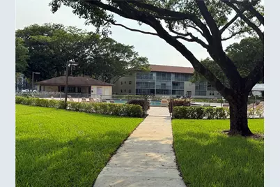 100 SW 132nd Way #101K, Pembroke Pines, FL 33027 - Photo 23