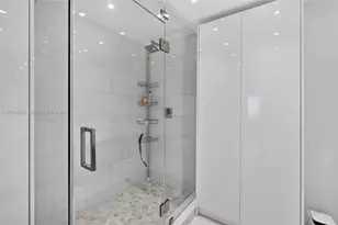 2301 Collins Ave, Miami Beach, FL 33139 - Photo 15